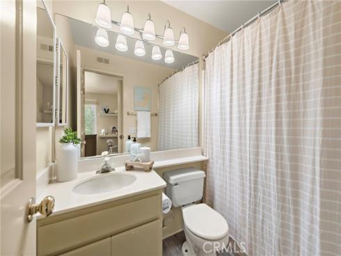 180 California Court, Mission Viejo, CA