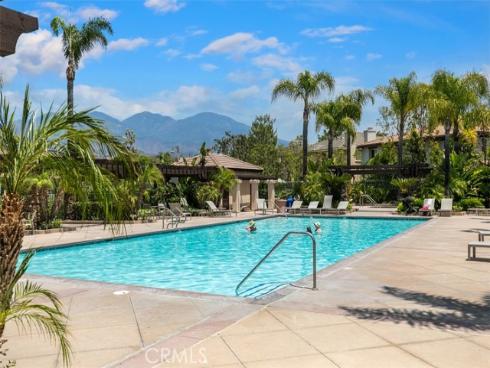 25 Hollyhock Lane, Mission Viejo, CA