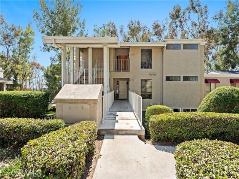 27760 La Costa 16 , Mission Viejo, CA