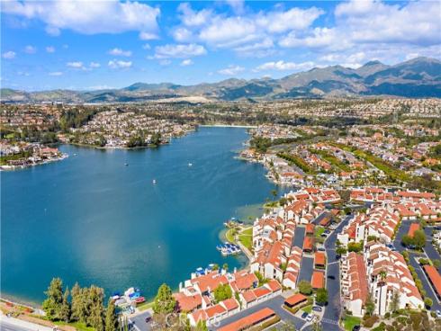 27760 La Costa 16 , Mission Viejo, CA