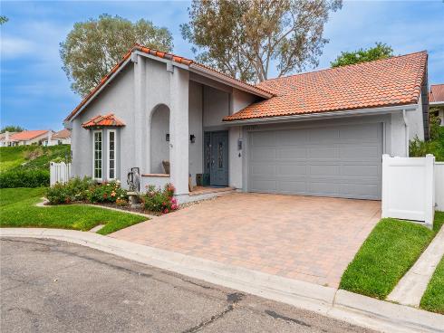 27705 Calle Valdes , Mission Viejo, CA