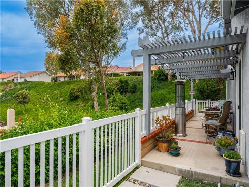27705 Calle Valdes , Mission Viejo, CA