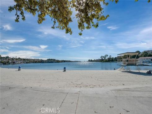 242 Knoll , Mission Viejo, CA