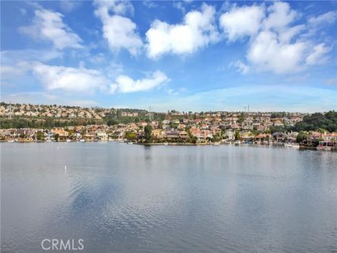 242  Knoll  , Mission Viejo, CA