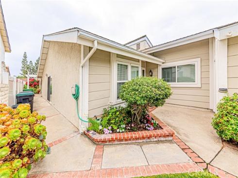 25312 Cassandra Court, Mission Viejo, CA