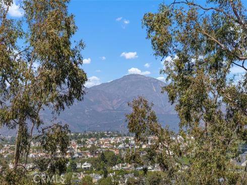 22402  Valdemosa  , Mission Viejo, CA