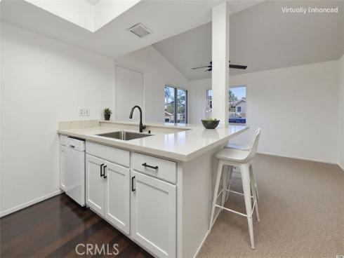 23301  La Crescenta  , Mission Viejo, CA