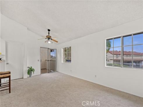 23301  La Crescenta  , Mission Viejo, CA