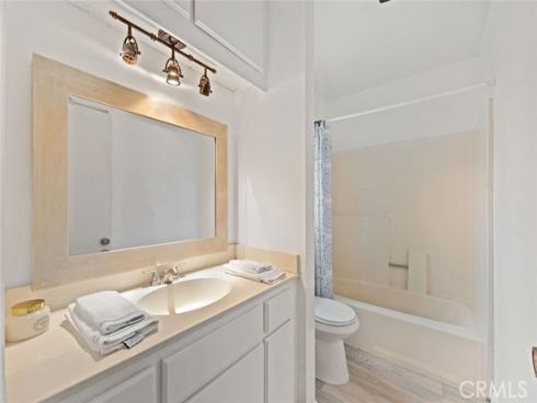 23301  La Crescenta  , Mission Viejo, CA