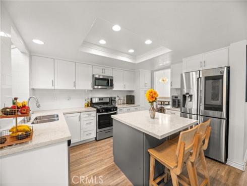 26562  Via Mondelo  , Mission Viejo, CA