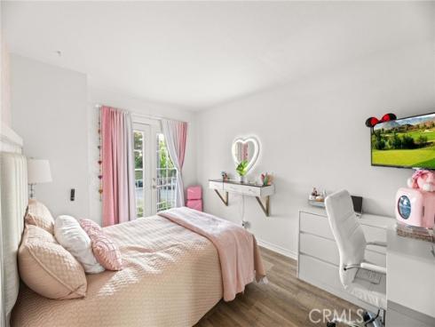 26562  Via Mondelo  , Mission Viejo, CA