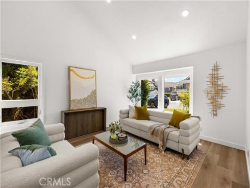 21902  Herencia  , Mission Viejo, CA