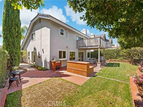 21902  Herencia  , Mission Viejo, CA