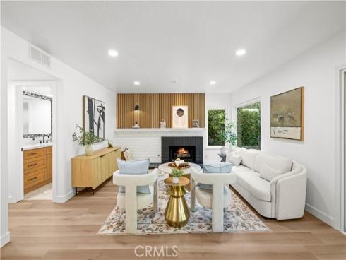 21902  Herencia  , Mission Viejo, CA