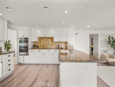 26732  Trasmiras  , Mission Viejo, CA