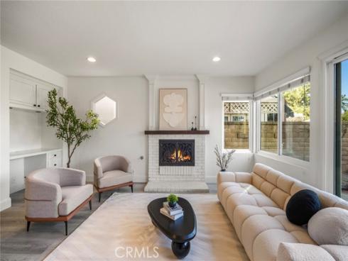 26732  Trasmiras  , Mission Viejo, CA