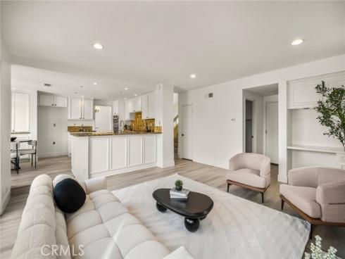 26732  Trasmiras  , Mission Viejo, CA