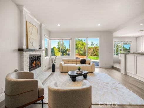 26732  Trasmiras  , Mission Viejo, CA