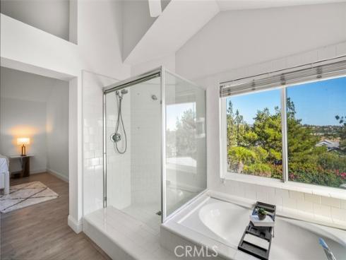 26732  Trasmiras  , Mission Viejo, CA