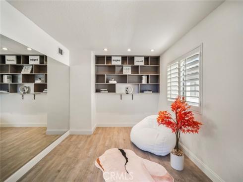 26732  Trasmiras  , Mission Viejo, CA