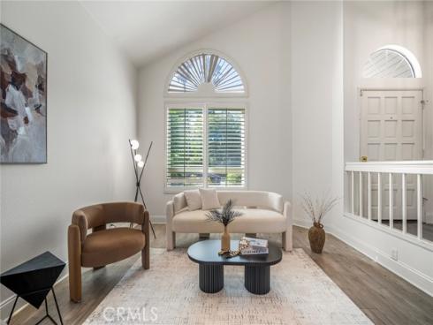 26732  Trasmiras  , Mission Viejo, CA