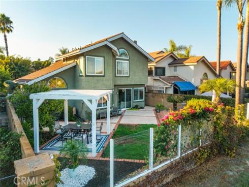 26732  Trasmiras  , Mission Viejo, CA