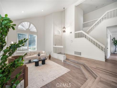 26732  Trasmiras  , Mission Viejo, CA