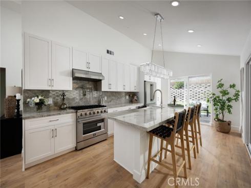 27075  La Fuente  , Mission Viejo, CA