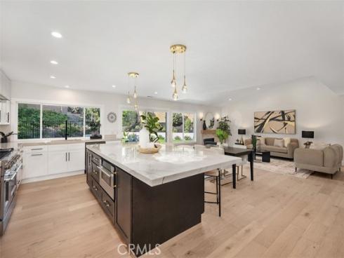 27641  Ruisenor  , Mission Viejo, CA