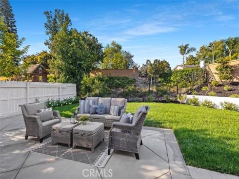 27641  Ruisenor  , Mission Viejo, CA