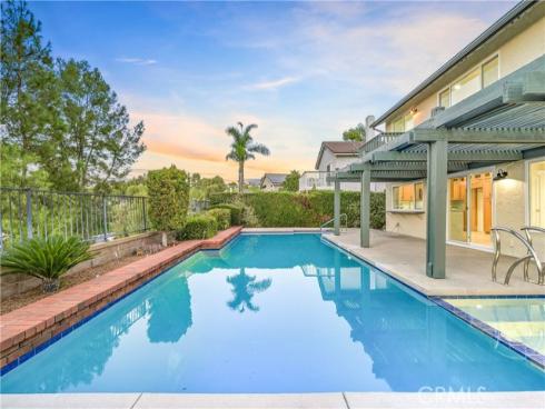 27951  Faroles  , Mission Viejo, CA