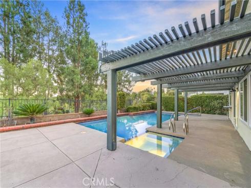 27951  Faroles  , Mission Viejo, CA