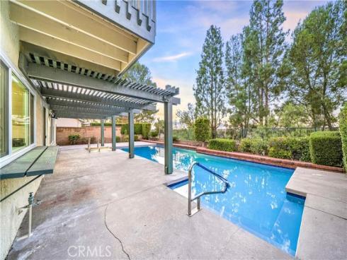 27951  Faroles  , Mission Viejo, CA