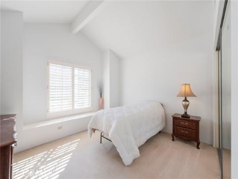 25091  Cheshire  , Mission Viejo, CA