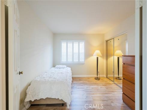 25091  Cheshire  , Mission Viejo, CA