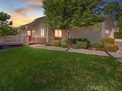 27701  Pasatiempo  , Mission Viejo, CA