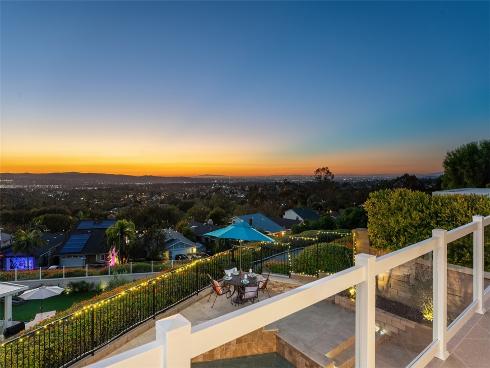 27197  Via Aurora  , Mission Viejo, CA