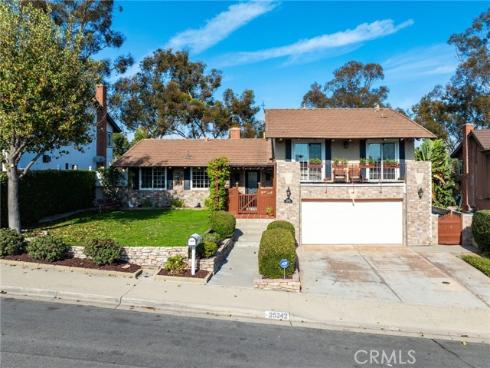 25242  Terreno   Drive, Mission Viejo, CA