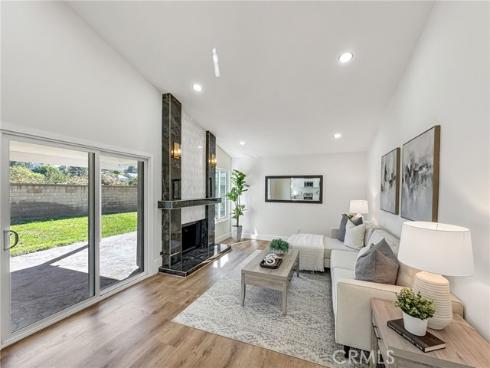 23516  Villena  , Mission Viejo, CA