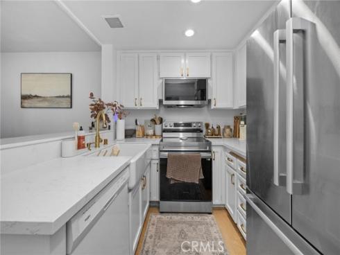 26212  Los Viveros  215 , Mission Viejo, CA