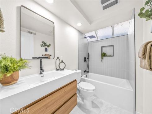 22482  Formentor  15 , Mission Viejo, CA