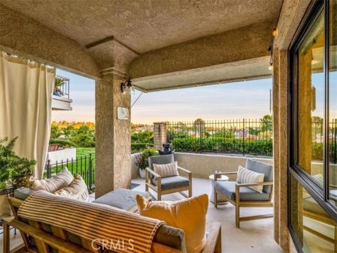 27722  Campanet  , Mission Viejo, CA