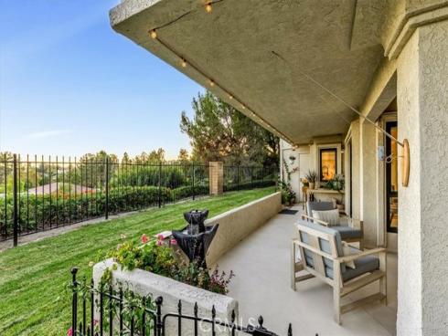 27722  Campanet  , Mission Viejo, CA