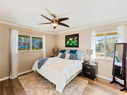 25571  Vesuvia  , Mission Viejo, CA