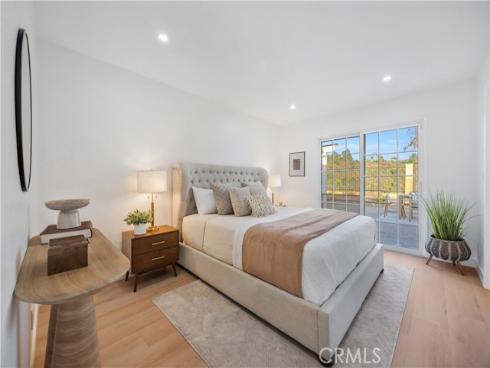 21952  Esplendor  , Mission Viejo, CA