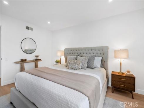 21952  Esplendor  , Mission Viejo, CA