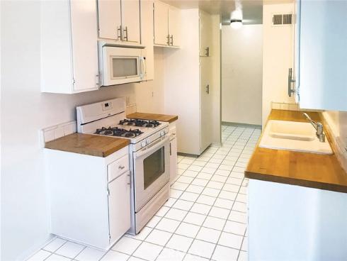 22948 Via Pimiento 4B , Mission Viejo, CA