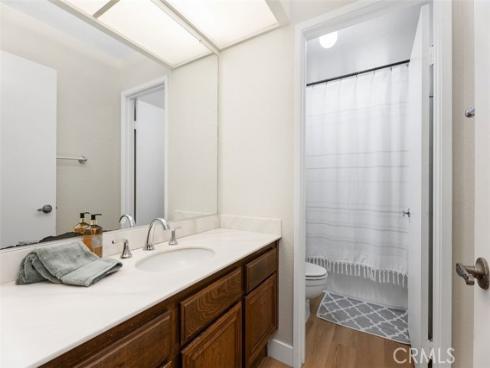 27552  Berdun  , Mission Viejo, CA