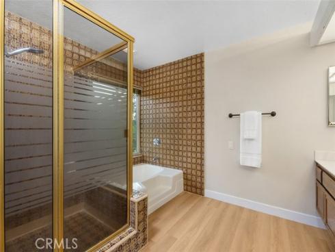 27552  Berdun  , Mission Viejo, CA