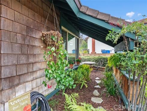 27552  Berdun  , Mission Viejo, CA